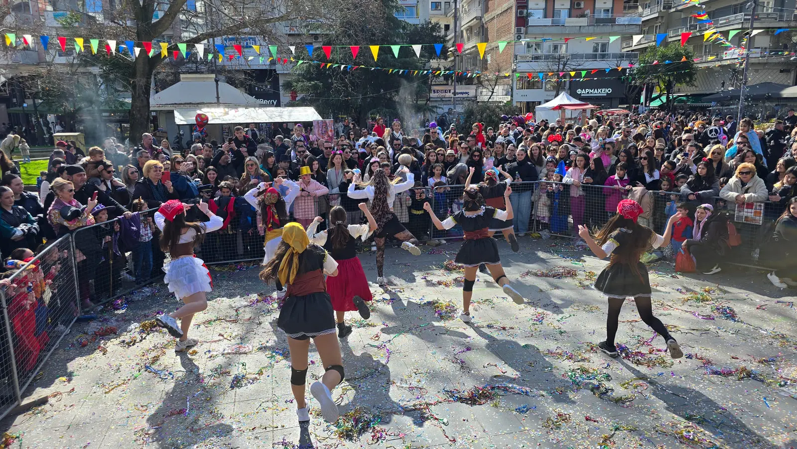 Family Party, Masquerini 2026 — φωτογραφία 11 από 19